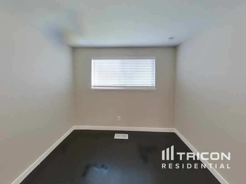 Building Photo - 3646 S 292nd Pl