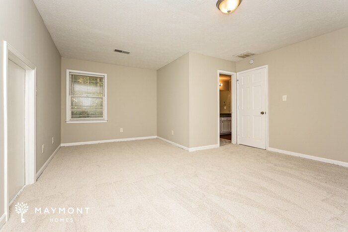 Building Photo - 245 Devilla Ct