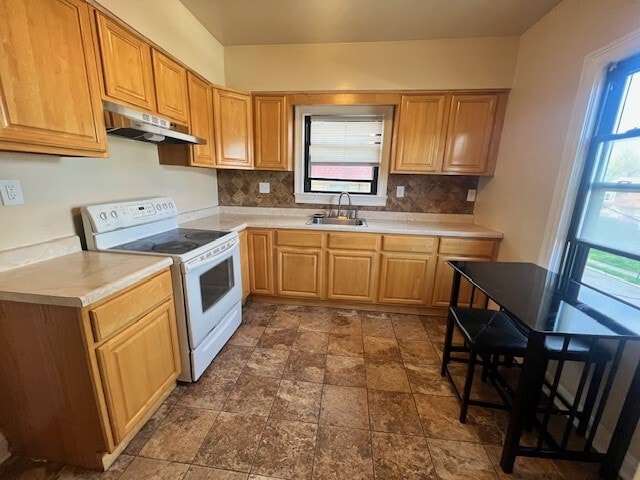 Building Photo - 1648 Shelbourne St