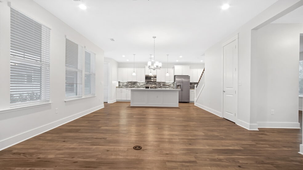 Building Photo - 1232 Bluestem Street