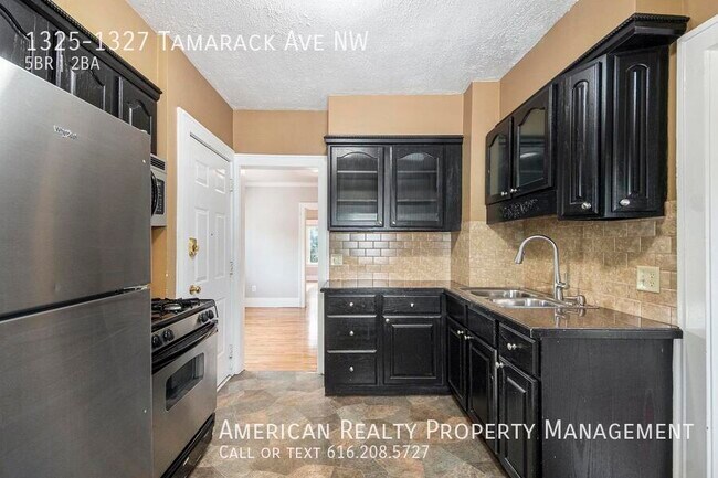 Building Photo - 1325-1327 Tamarack Ave NW-