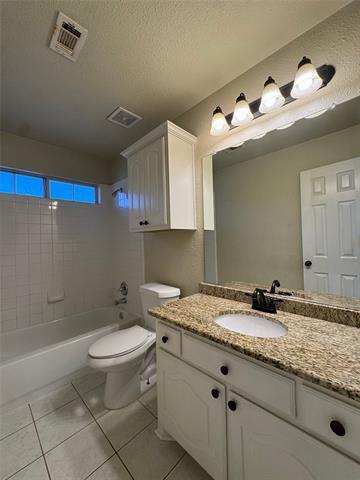 Building Photo - 3006 Upland Dr