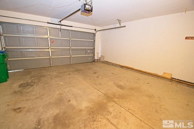 Building Photo - 2880 Alpine Creek Rd