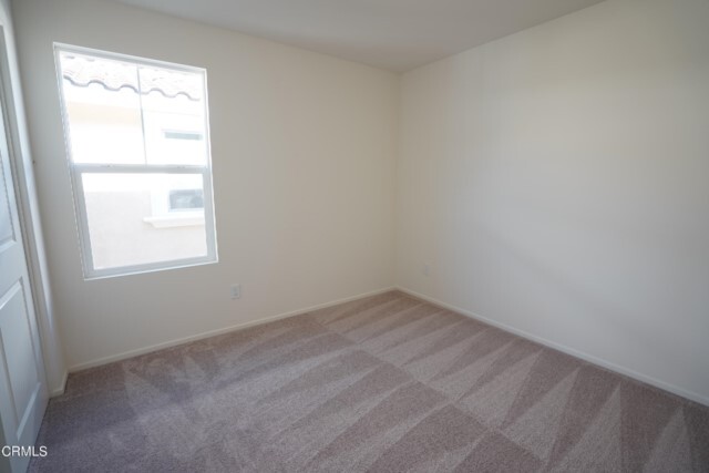 Building Photo - 295 Fuerte Dr