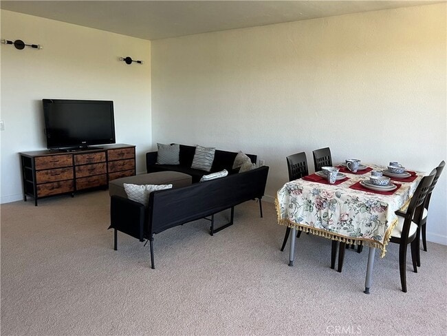 Building Photo - 24055 Paseo Del Lago W