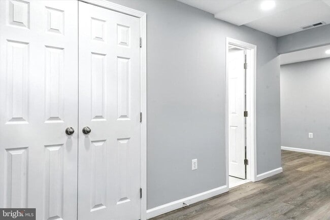 Building Photo - 1061 Berkley Dr