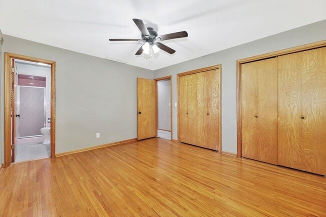 Building Photo - Coming available in February!