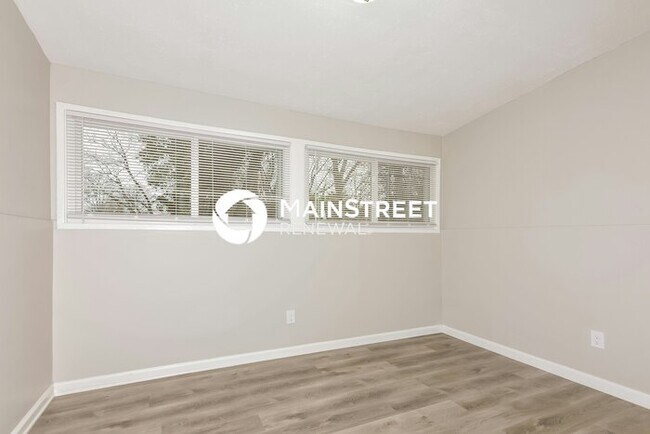 Building Photo - 3 Bedroom Pet-Friendly Home in St. Louis, ...