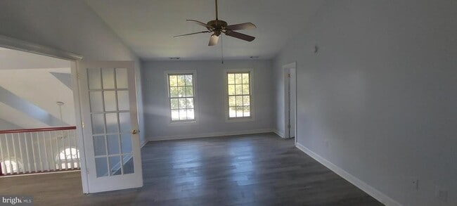 Building Photo - 6135 Fieldcrest Ct