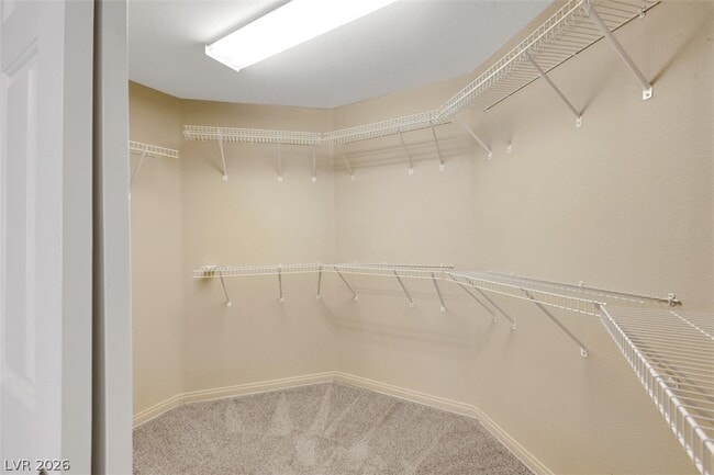 Building Photo - 9936 Willowbrook Pond Rd