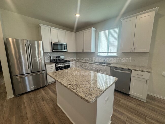 Building Photo - 8132 Cedar Lake Ln