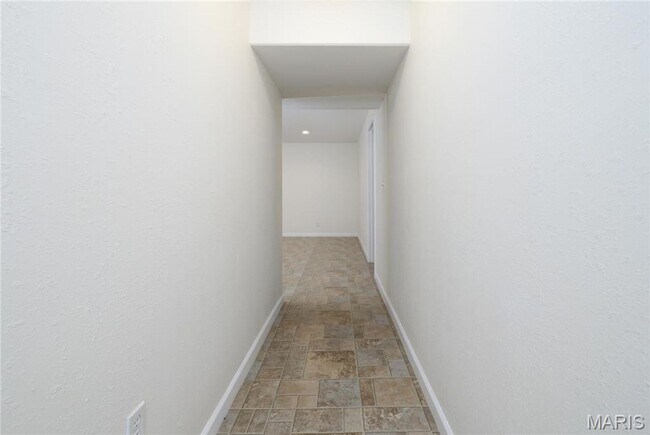 Building Photo - Amazing 4 bedroom 3.5 Bath house