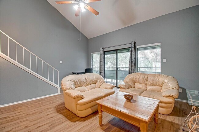 Building Photo - 14777 Wunderlich Dr