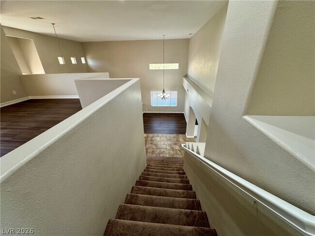 Building Photo - 6586 W Diablo Dr
