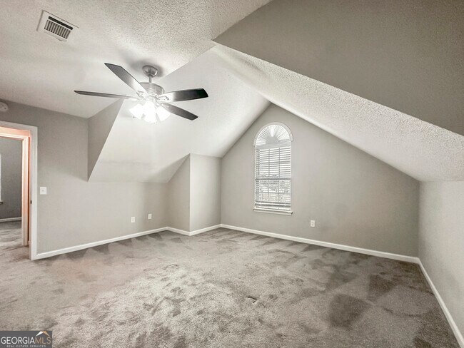 Building Photo - 2380 Union Point Jct