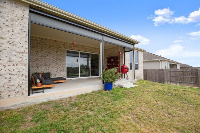 Building Photo - 385 Barnhill Lp