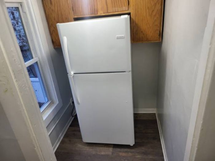 Building Photo - 188 Perkins Ave