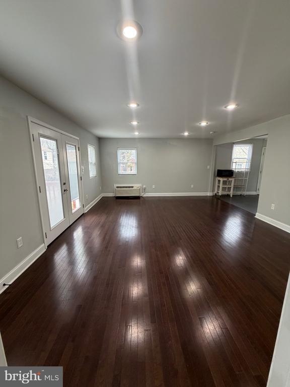 Building Photo - 6609 Patterson St