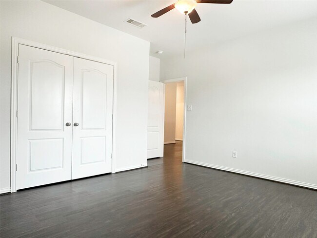 Building Photo - 23610 Carducci Dr
