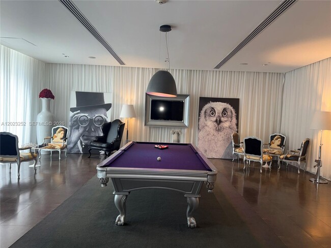 Building Photo - 465 Brickell Ave