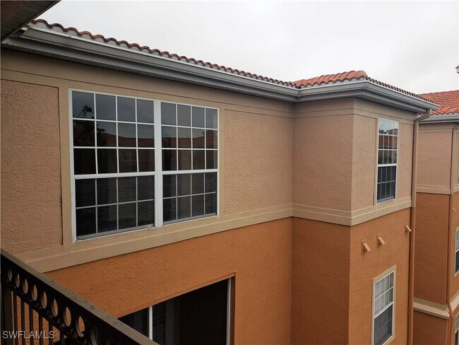 Building Photo - 23640 Walden Center Dr