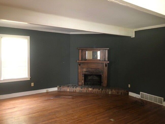 Building Photo - 148 Barnett Pl