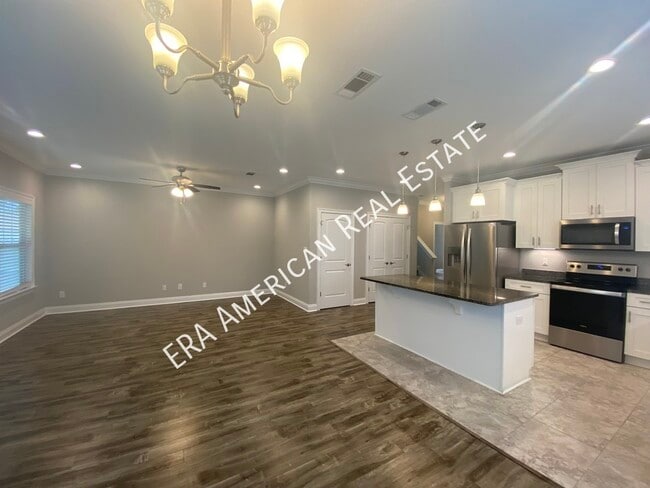 Building Photo - 8461 Laredo St