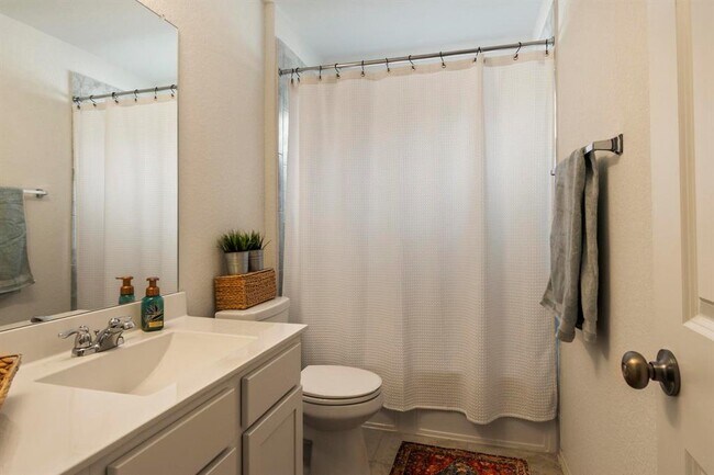 Building Photo - 5932 Bianca Dr