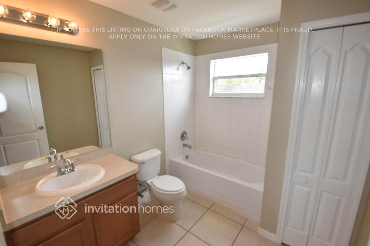 Building Photo - 10613 Shady Preserve Dr