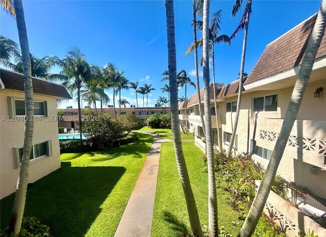Building Photo - 14500 SW 88th Ave