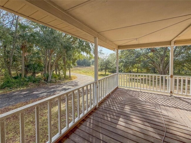 Building Photo - 2827 Sanctuary Ln