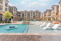 Building Photo - Radius West