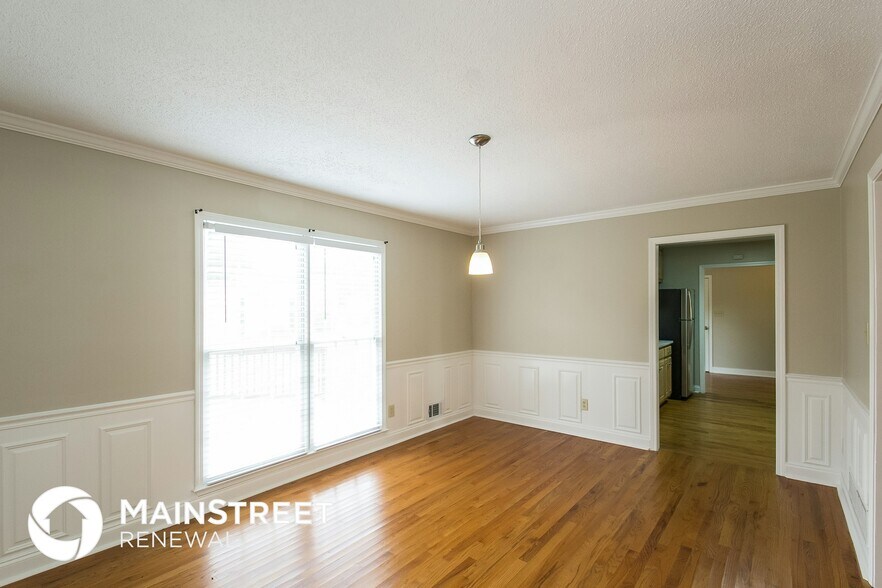 Building Photo - 2762 Hunters Ct