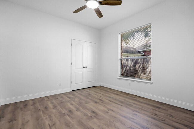 Building Photo - 1710 Cedar Cove Ct