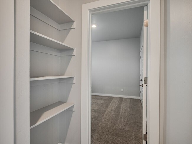 Building Photo - Beautiful New Construction Home in Edmond