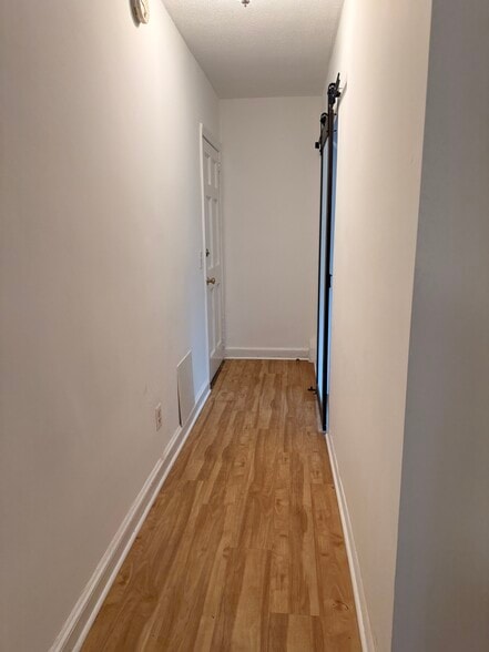 Entry Hallway in unit - 1430 Ives Pl SE