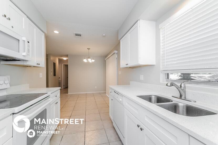 Building Photo - 2007 Shari Lynn Terrace