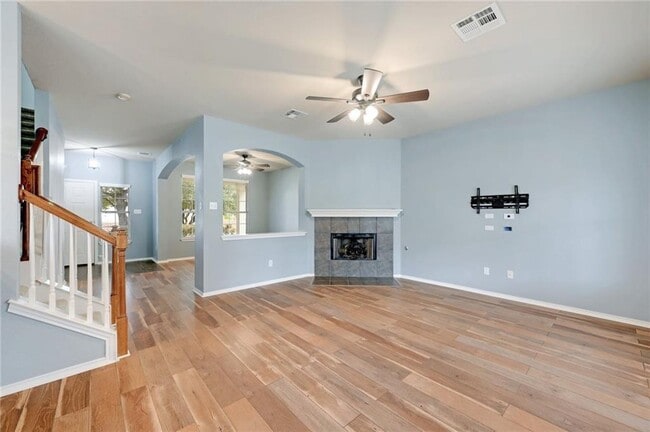 Building Photo - 932 Rusk Rd