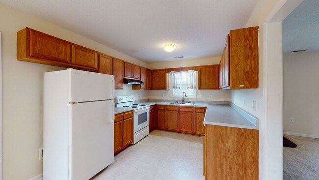 Building Photo - 504 Sumrell Way