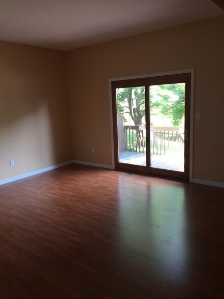 Building Photo - 568 Cypress Rd