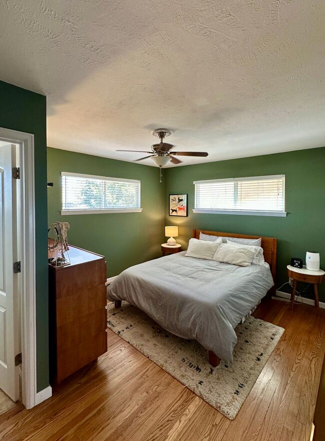 Building Photo - Charming Updated Ranch-Style Home