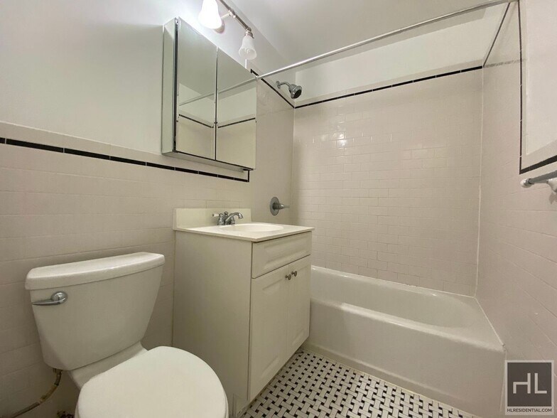 Building Photo - WEST 73 STREET