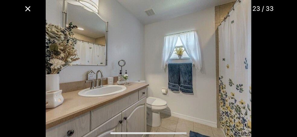 Building Photo - 164 Bayside Dr