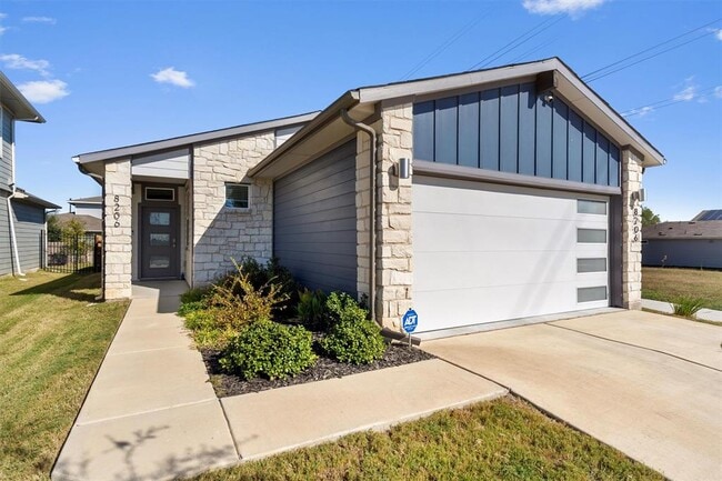 Building Photo - 8206 Linda Michelle Ln