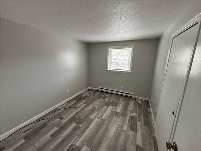 Building Photo - 24 Greenwood Dr