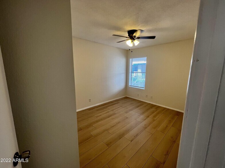 Building Photo - 6641 W Ocotillo Rd