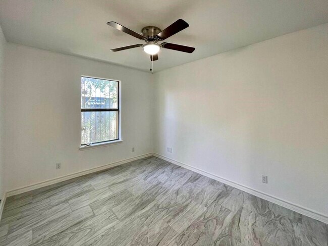 Building Photo - 201 Masterson Rd