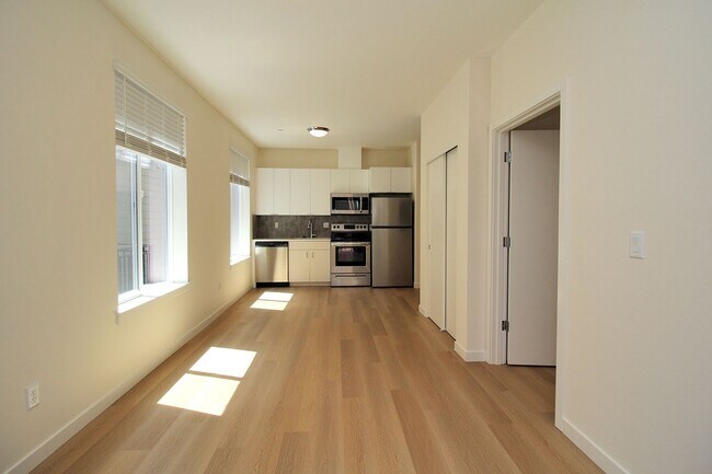 Building Photo - 1111 SE Tenino St