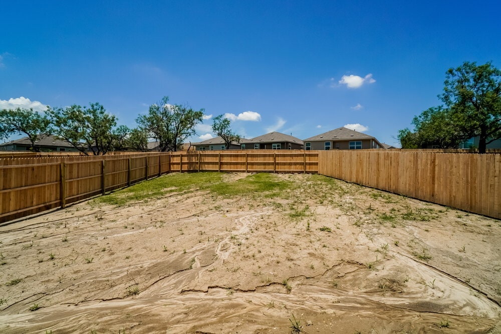 Building Photo - 13937 Reservoir Dr
