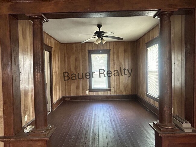 Building Photo - Affordable Three Bedroom Home